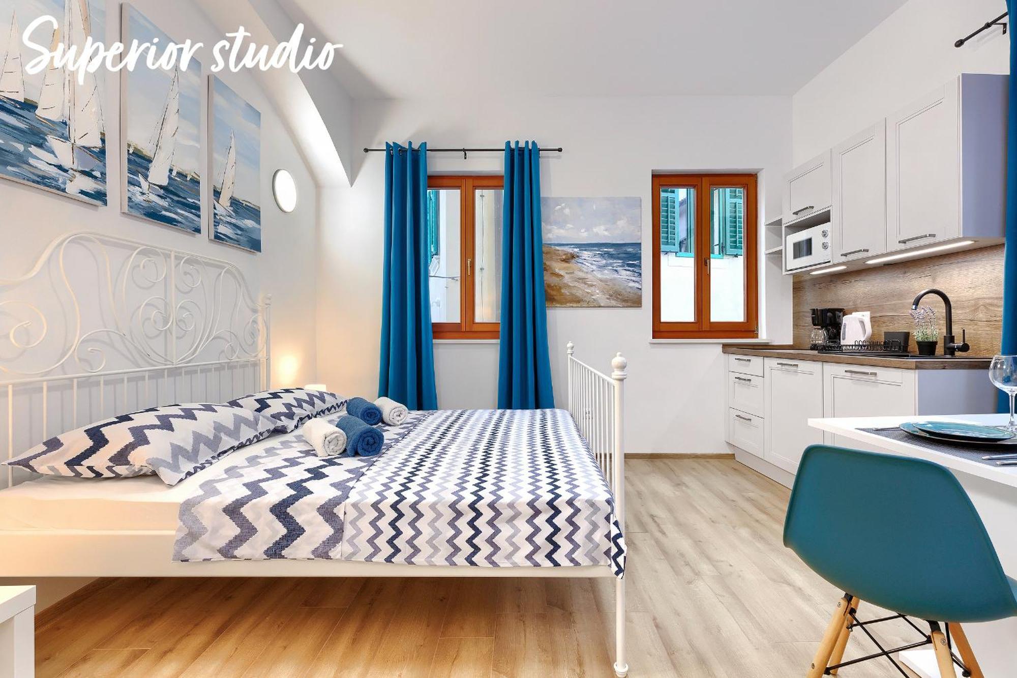 Studios Notte Sul Porto Rovinj Bagian luar foto